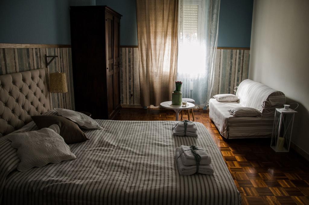 Guelio al Massimo Suites&Breakfast Palermo Habitación foto